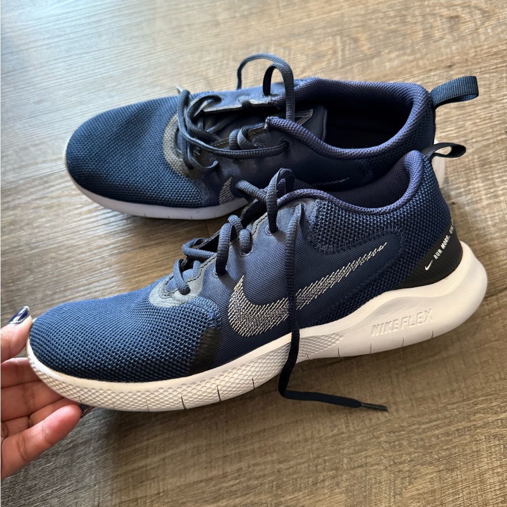 Men’s Nike Flex Runner Blue and White Sneakers